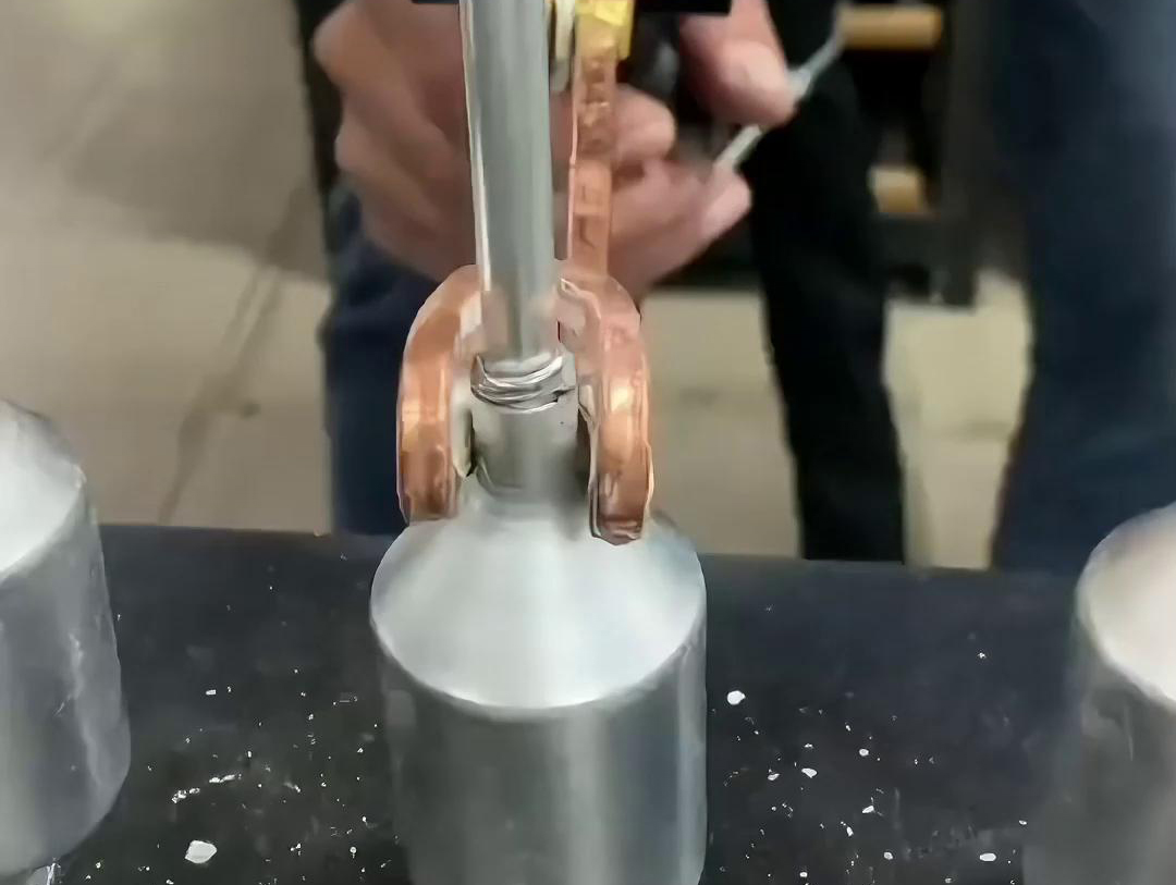 鋁管高頻釬焊機的工作原理、特點和選購建議