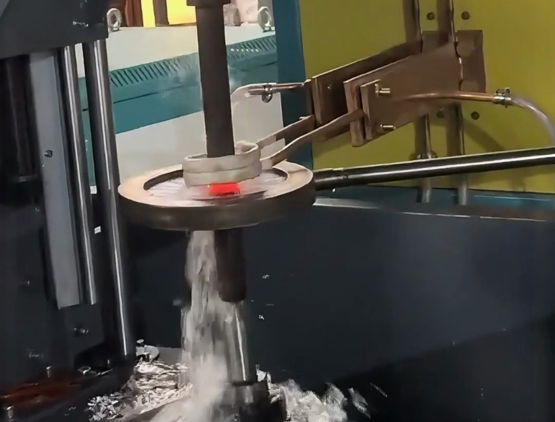 超音頻立式淬火機床在長軸工件處理中的應(yīng)用