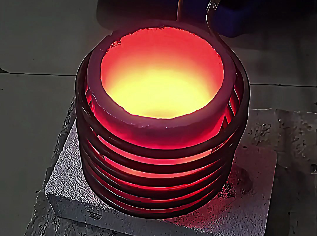 小型高頻熔煉爐提煉貴金屬：研發與小規模生產的精準測試方案