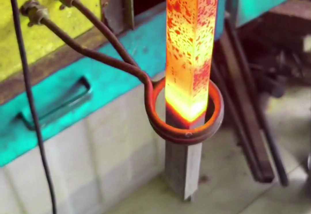 方管退火應力克星！高頻退火機高效消除內應力，性能更穩定