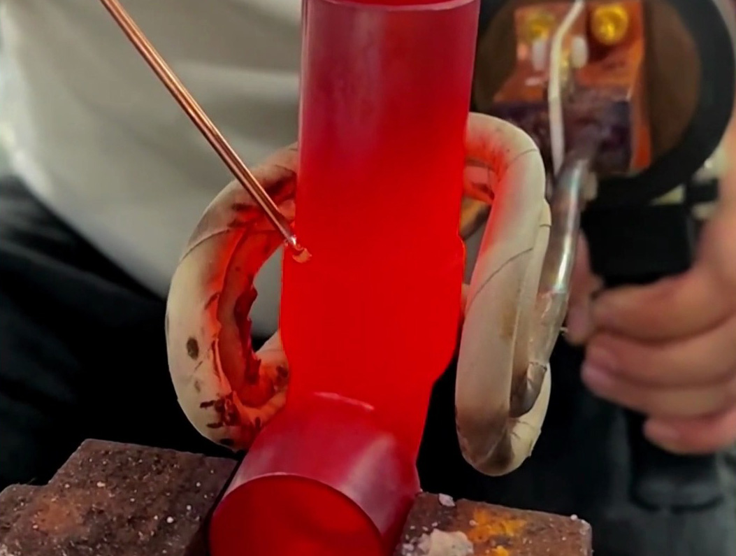 3秒焊牢銅管！海拓手持高頻焊機(jī)，告別傳統(tǒng)焊接痛點(diǎn)，效率直接翻倍