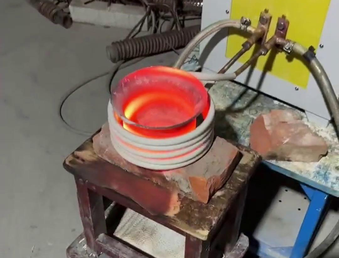 高頻加熱機(jī)通常不是用來(lái)燒水的傳統(tǒng)設(shè)備，但不是說(shuō)不可以