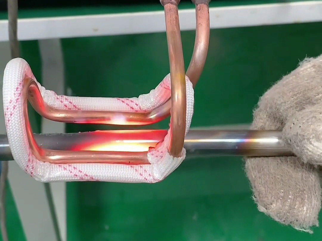 高頻感應加熱設備操作全解析,6秒升溫1000度!