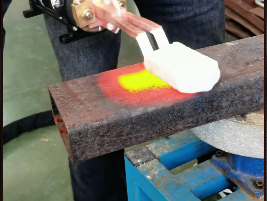 注意！這款手持式感應(yīng)加熱設(shè)備正在改變工業(yè)生產(chǎn)方式